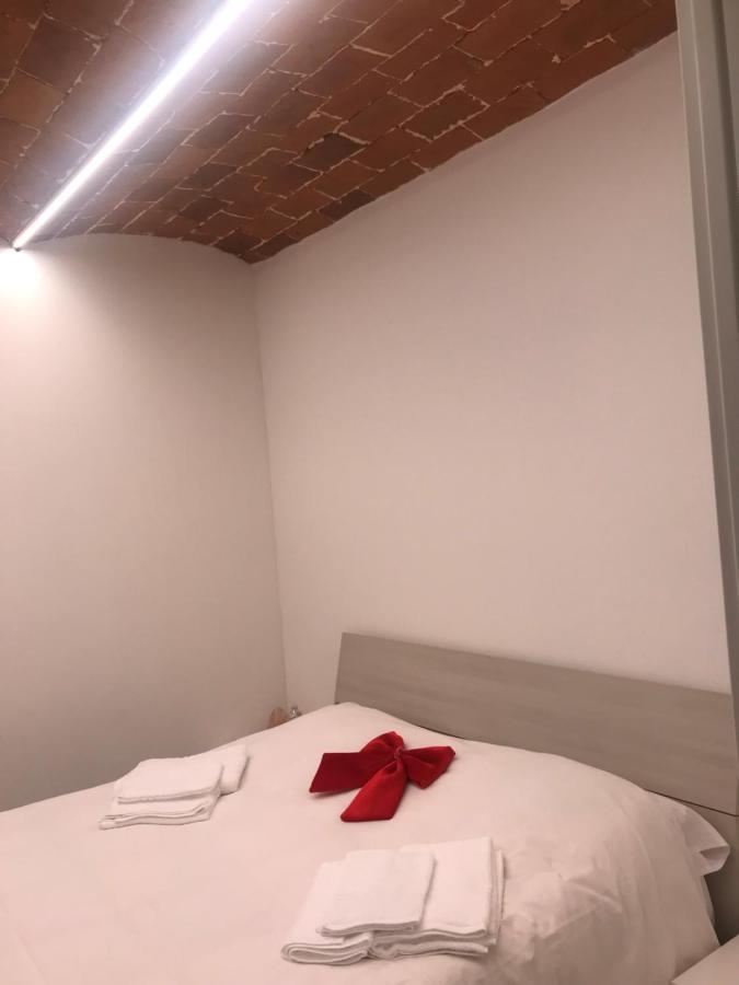 Elegante E Spazioso Bilocale In Zona Certosa 피렌체 외부 사진